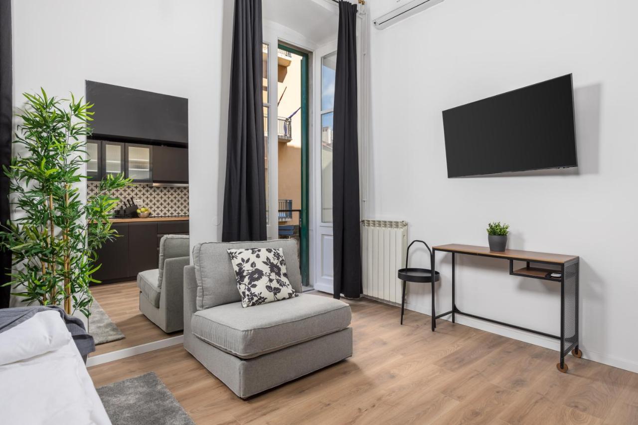 Apartments & Rooms One World Rijeka Exterior photo