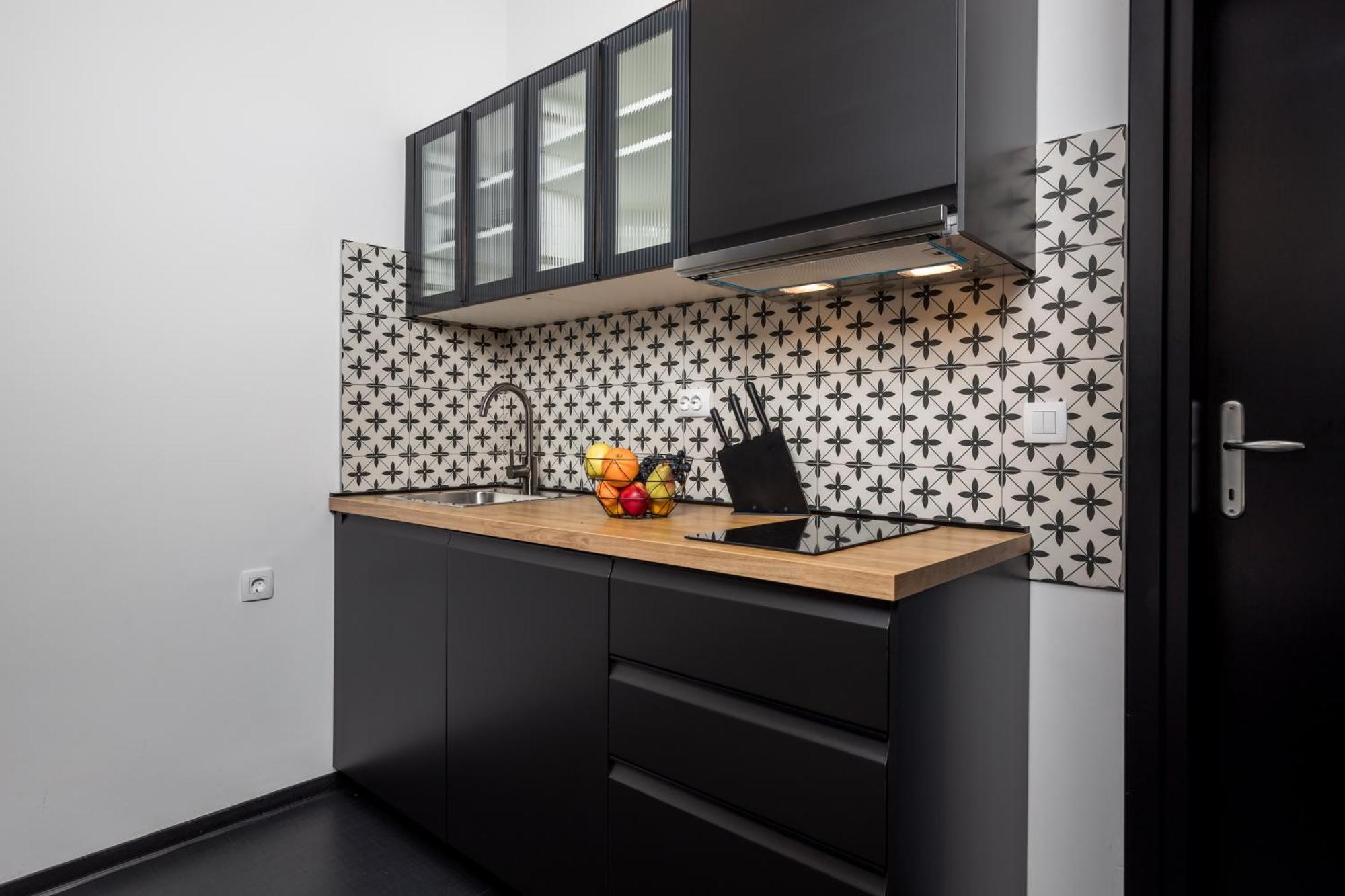 Apartments & Rooms One World Rijeka Exterior photo