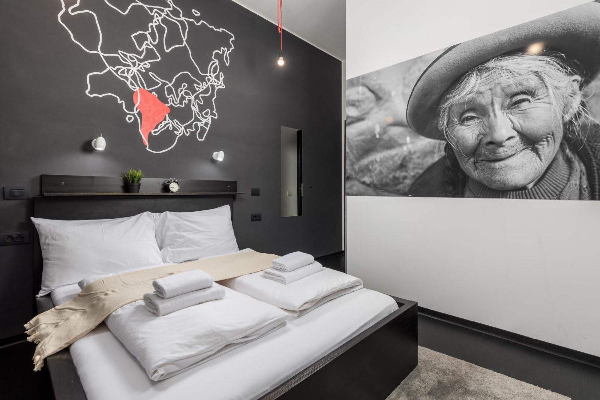 Apartments & Rooms One World Rijeka Exterior photo
